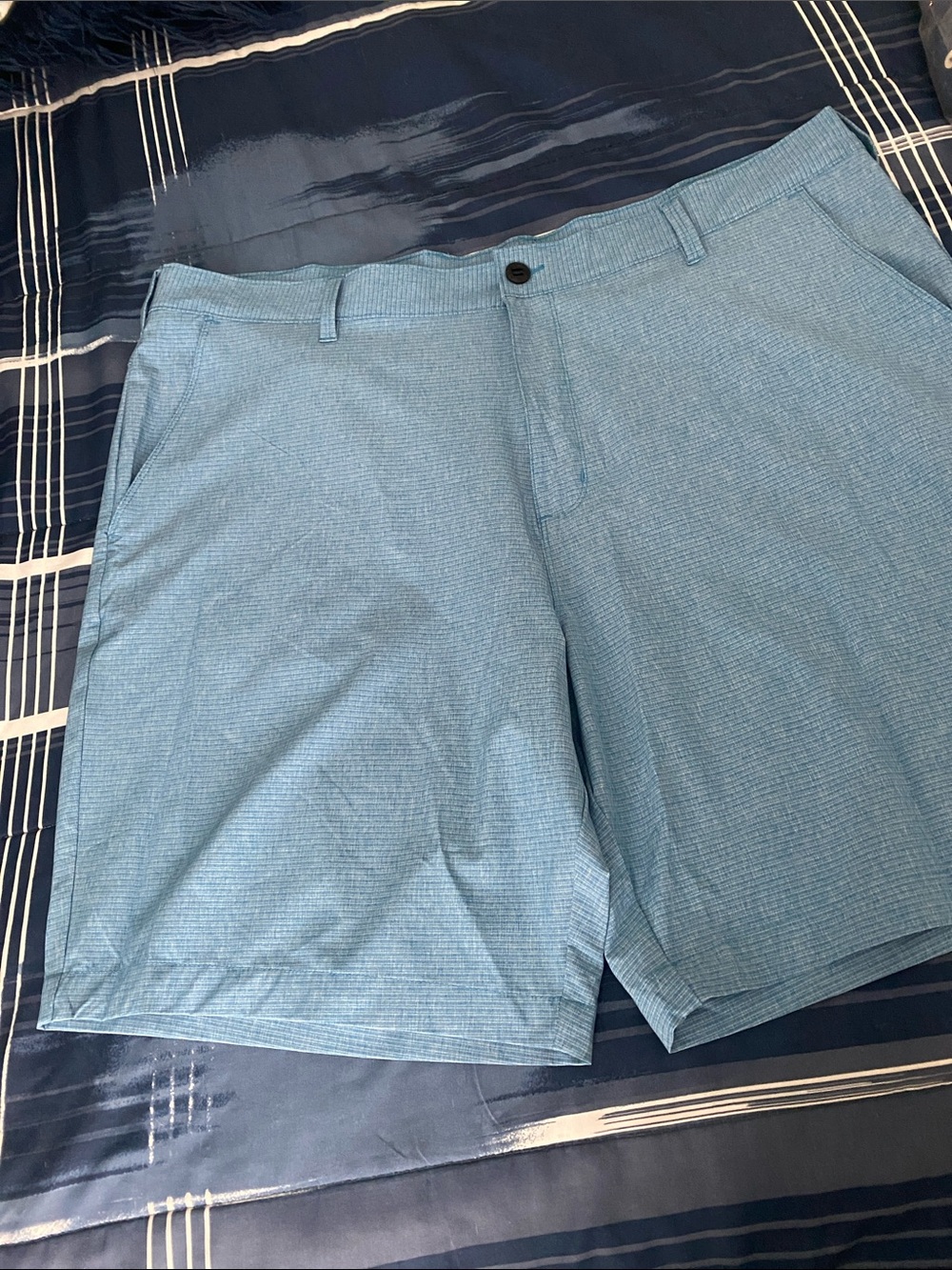 Bass Pro Shops Men's Sky Blue Flat-Front Shorts world Wide Sportsman size 44